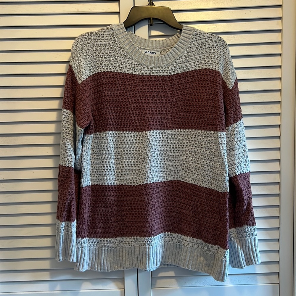 Old Navy Sweater